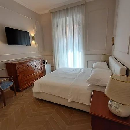 Lui & Gio Luxury Suite